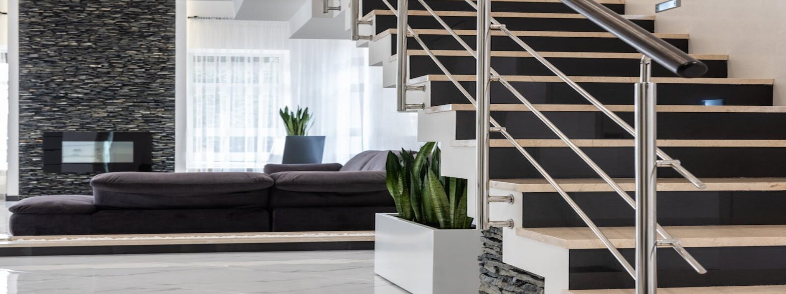 salon int escalier.jpg
